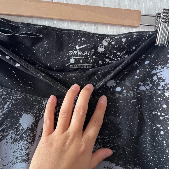 Nike Leggings - Picture 3 of 5